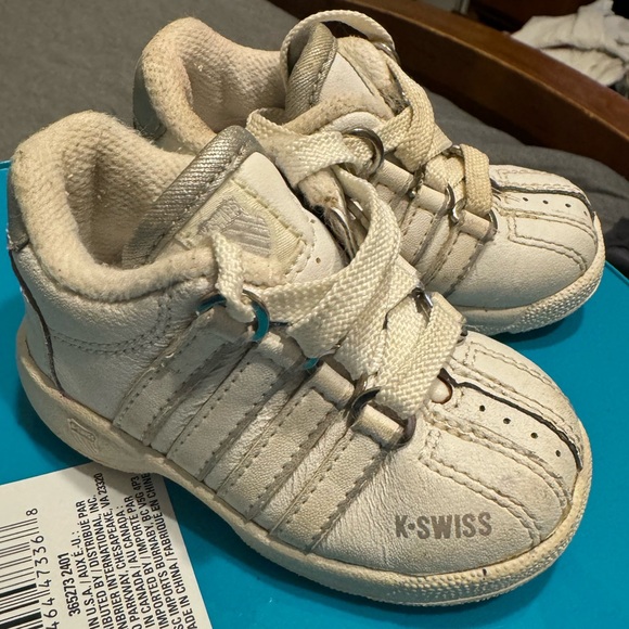 Baby K-Swiss sneakers tiny .. 2 US , 17 Eur , 1.5 UK great condition - Picture 12 of 15